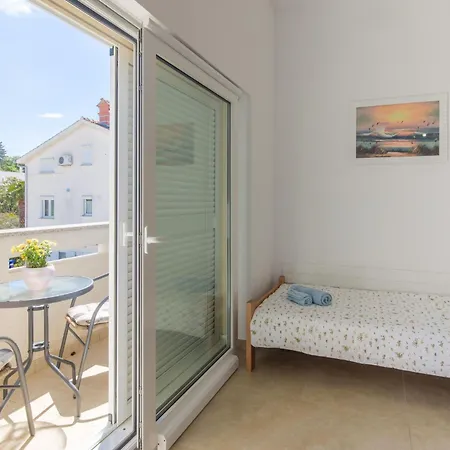 Nino 4 By Interhome شقة