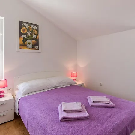 Nino 4 By Interhome *